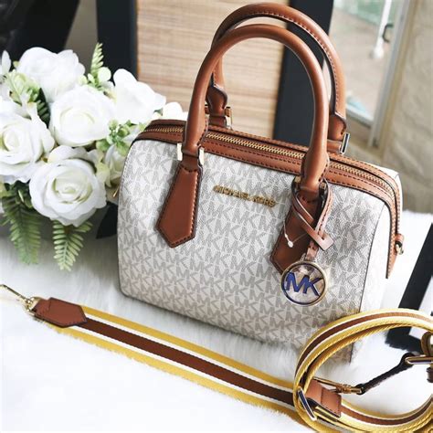 michael kors purse price dubai|michael kors wholesale outlet.